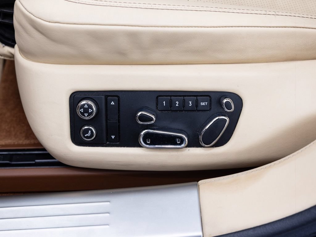 Used 2015 Bentley Flying Spur W12 AWD/4WD image 32