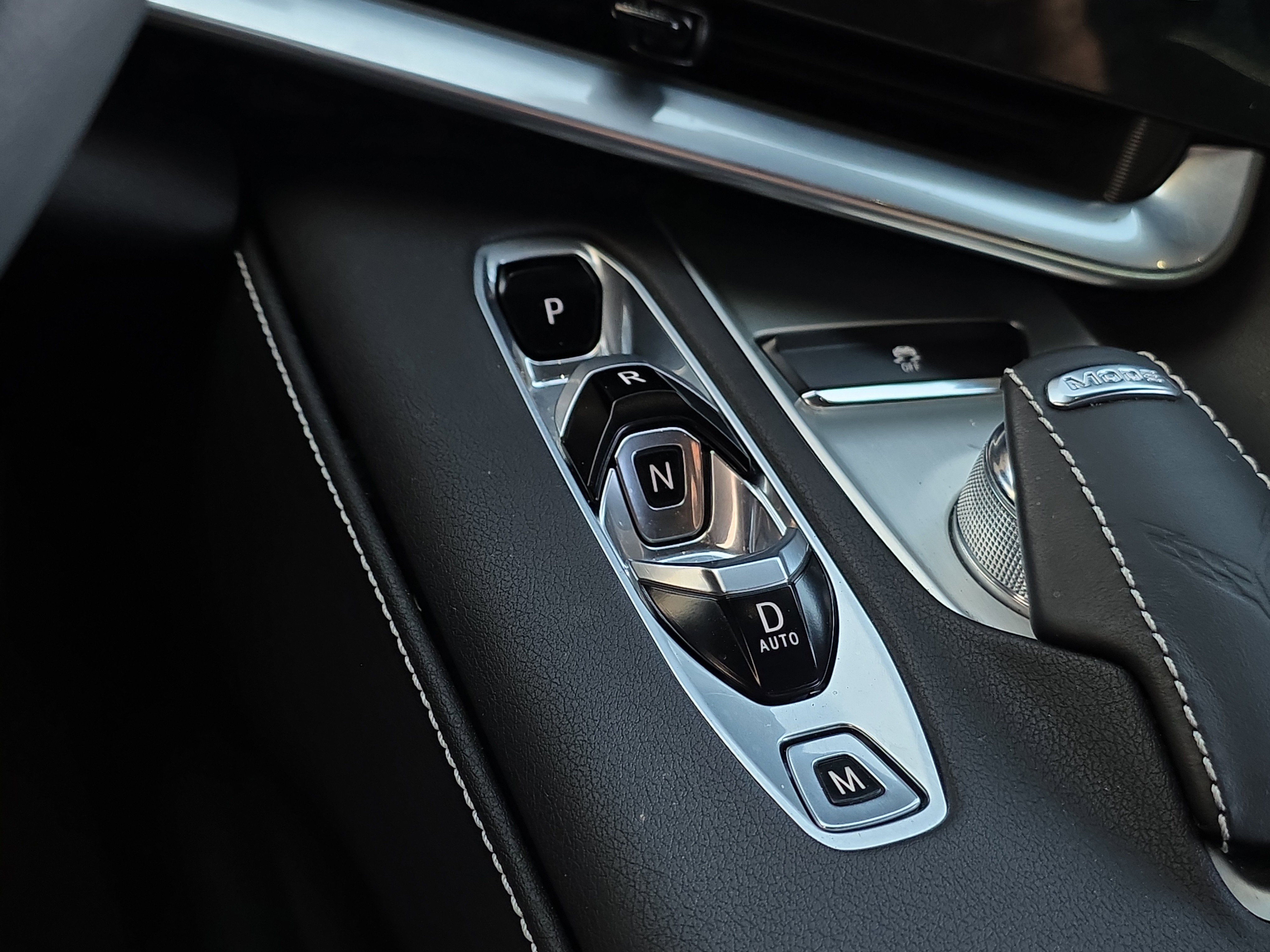 Used 2023 Chevrolet Corvette Stingray Coupe w/ 1LT image 24