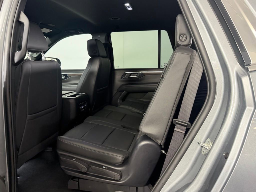Used 2025 Chevrolet Tahoe LT AWD/4WD image 22