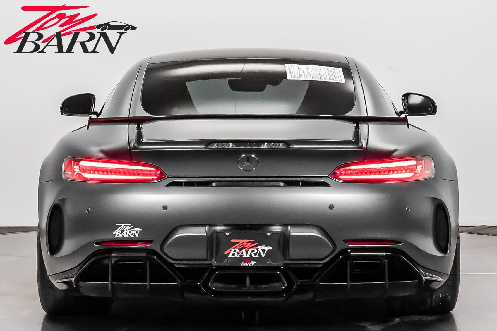 Used 2018 Mercedes-Benz AMG GT R image 4