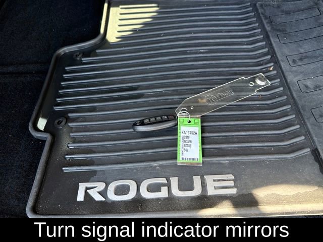 Used 2019 Nissan Rogue SV w/ Premium Package image 29