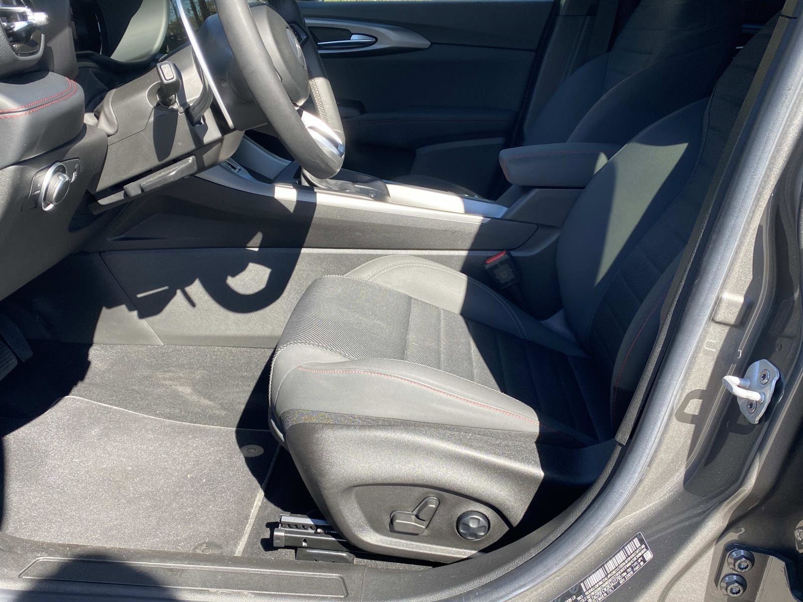 Used 2024 Dodge Hornet R/T w/ R/T Blacktop Package image 24