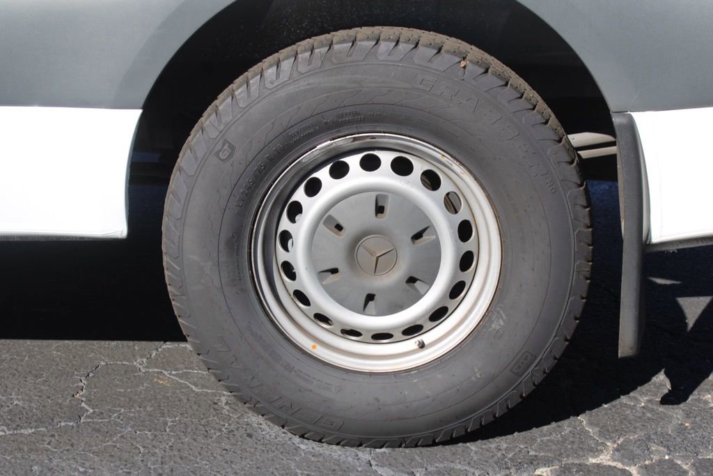 Used 2022 Mercedes-Benz Sprinter 1500 image 29