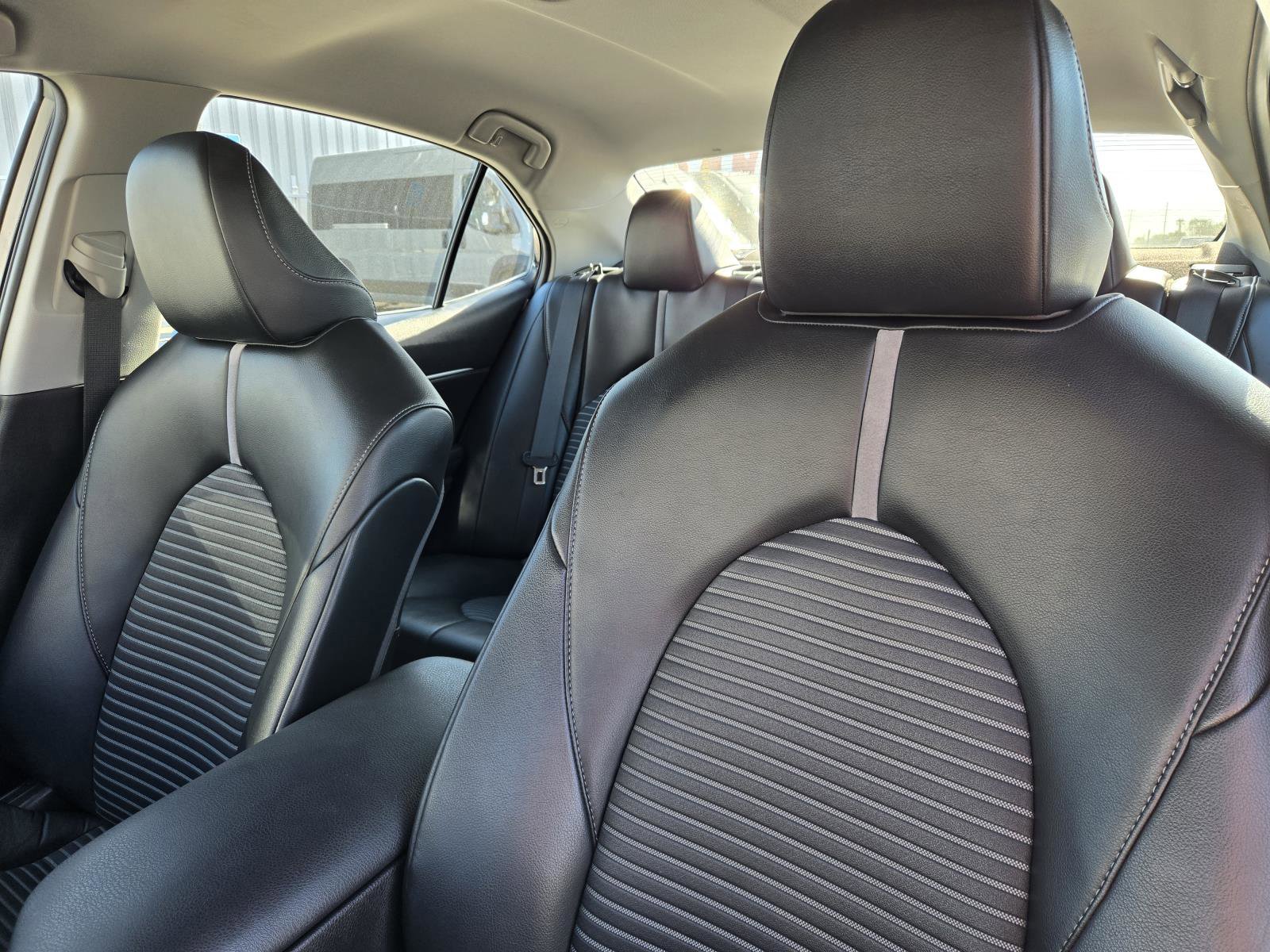 Used 2023 Toyota Camry SE FWD image 22