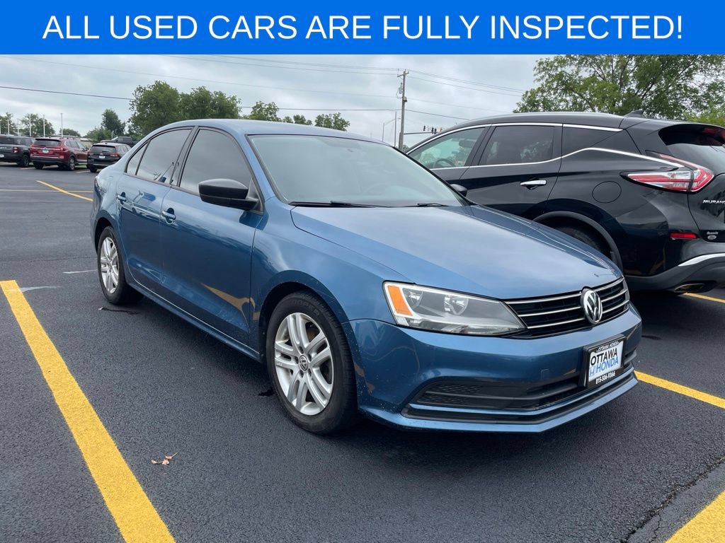 Used 2015 Volkswagen Jetta TDI S w/ Welcome Package FWD image 1