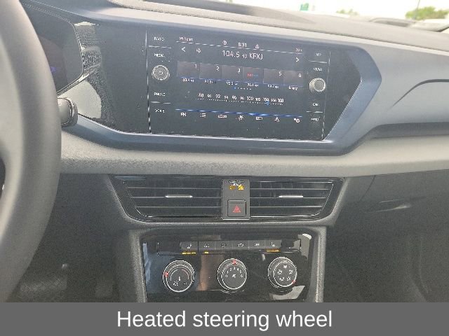 Used 2023 Volkswagen Taos SE AWD/4WD image 8