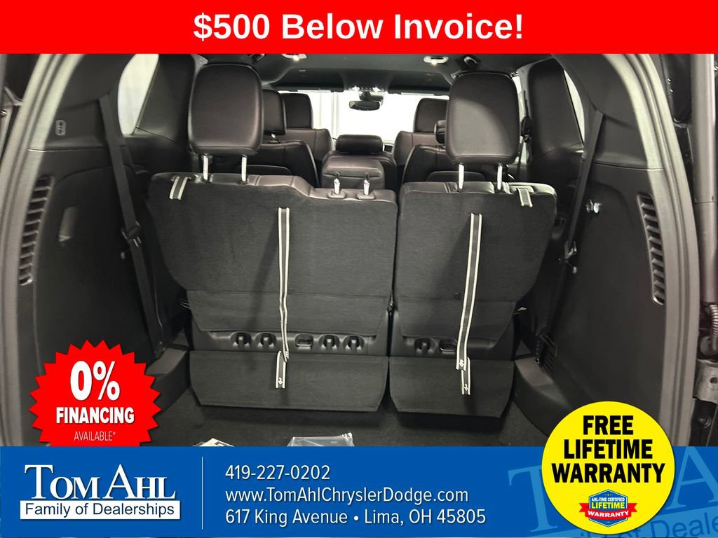 New 2026 Chrysler Pacifica Select image 23