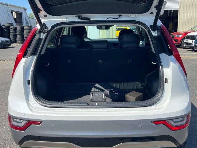 Certified 2024 Kia Niro Wave w/ Wave Preserve Package FWD image 12