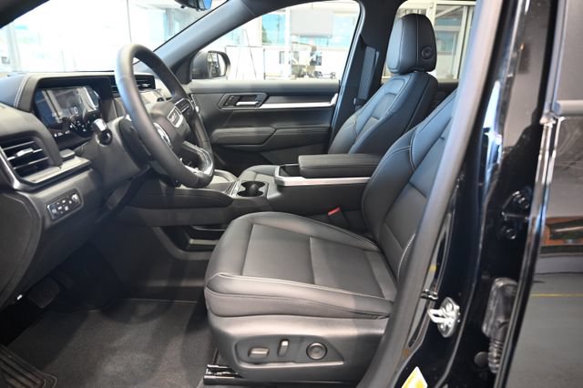 New 2026 GMC Terrain Elevation w/ Elevation Premium Package AWD/4WD image 9