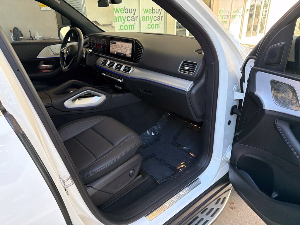 Used 2026 Mercedes-Benz GLE 350 4MATIC w/ Winter Package image 28