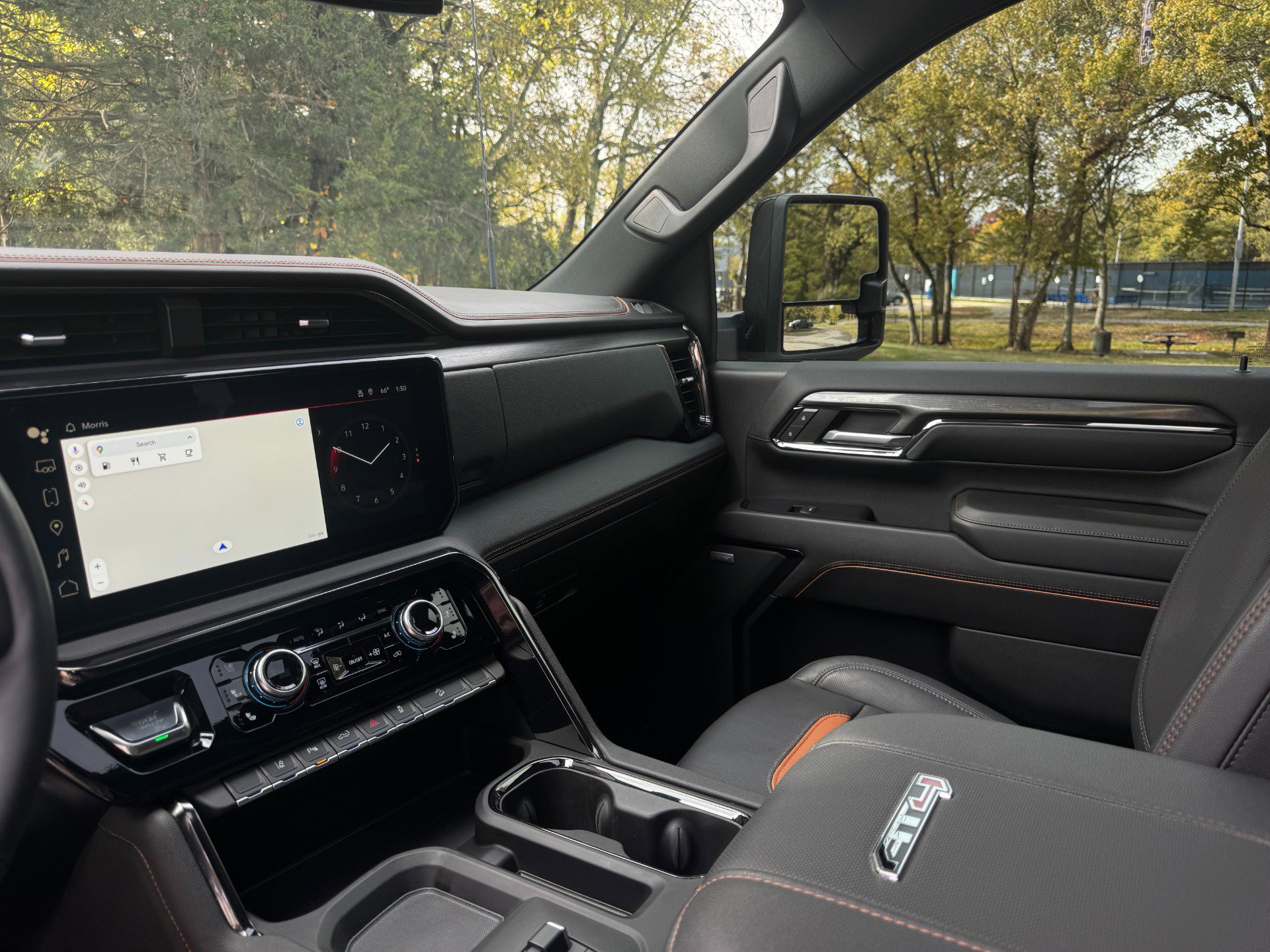 Used 2024 GMC Sierra 2500 AT4 w/ AT4 Preferred Package image 17