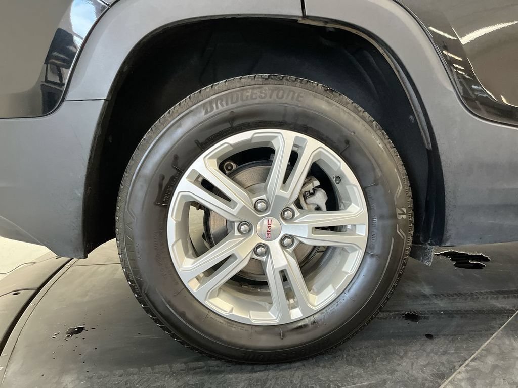 Used 2024 GMC Terrain SLE AWD/4WD image 10