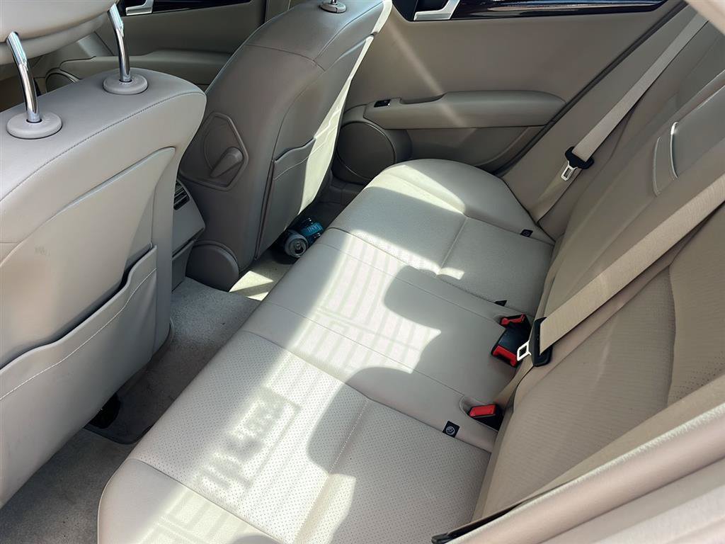 Used 2014 Mercedes-Benz C 300 4MATIC Sedan image 6
