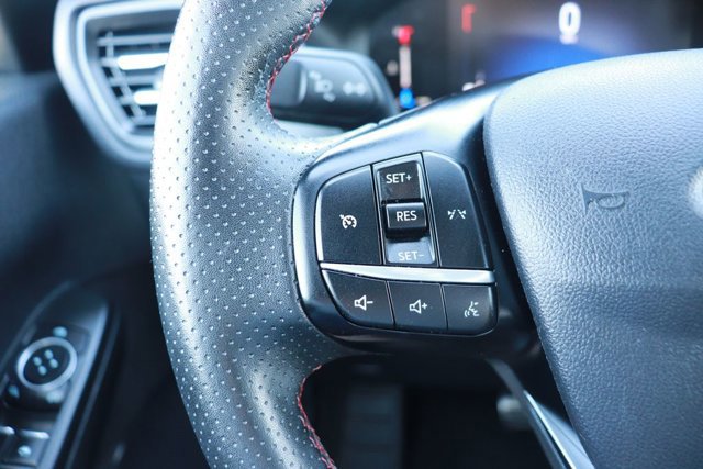 Used 2024 Ford Escape ST-Line image 17