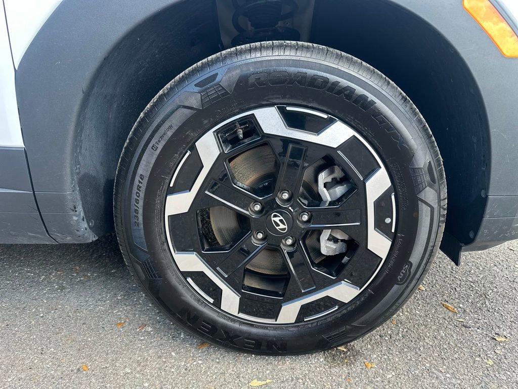 Used 2026 Hyundai Santa Fe SEL image 13