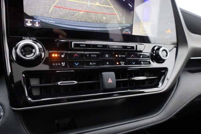 Used 2022 Toyota Highlander Limited image 28