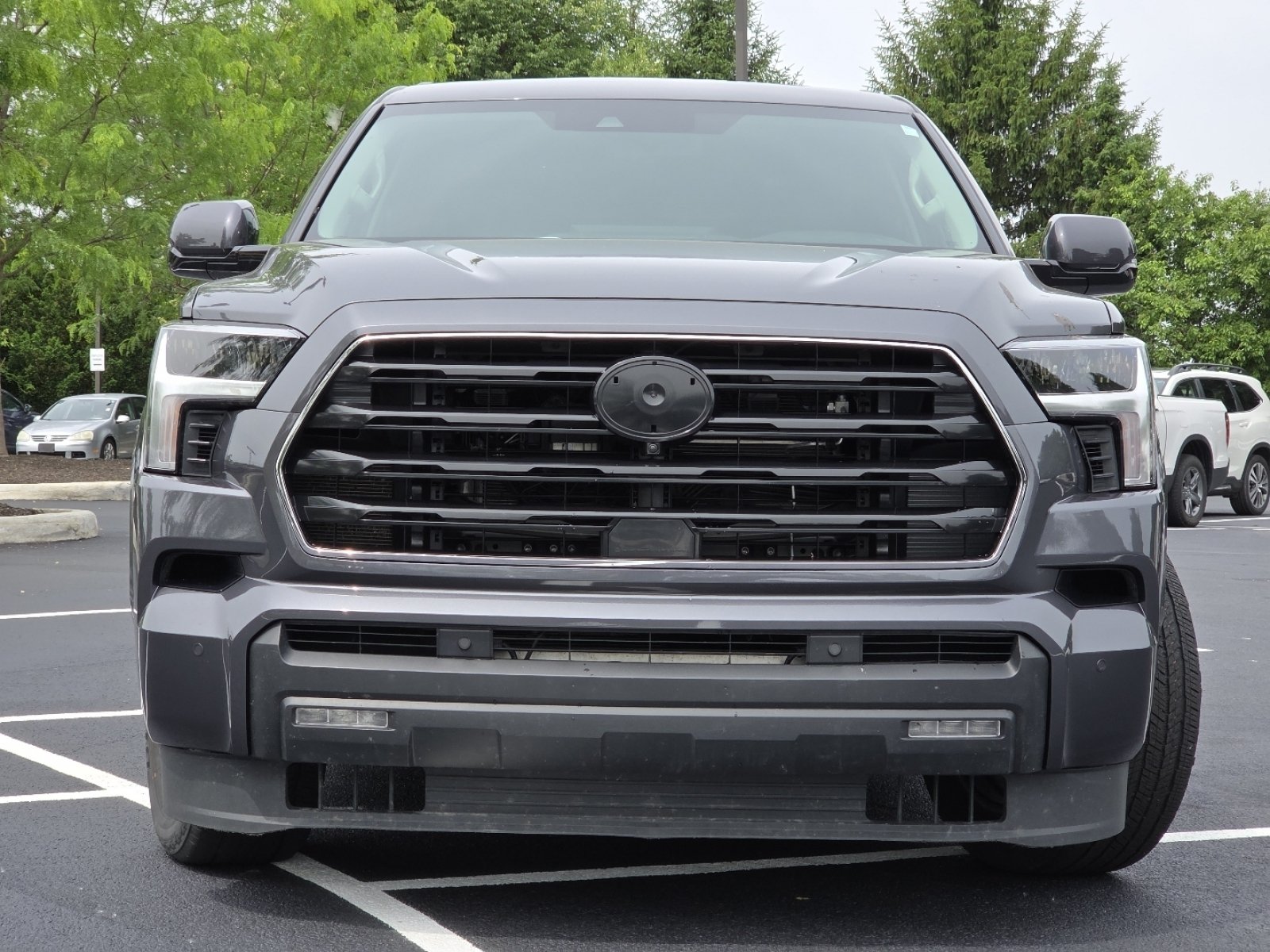 Used 2024 Toyota Sequoia SR5 w/ SR5 Premium Package AWD/4WD image 19