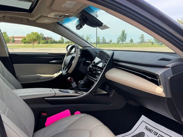 Used 2019 Toyota Avalon Limited w/ Advanced Safety Package FWD image 26