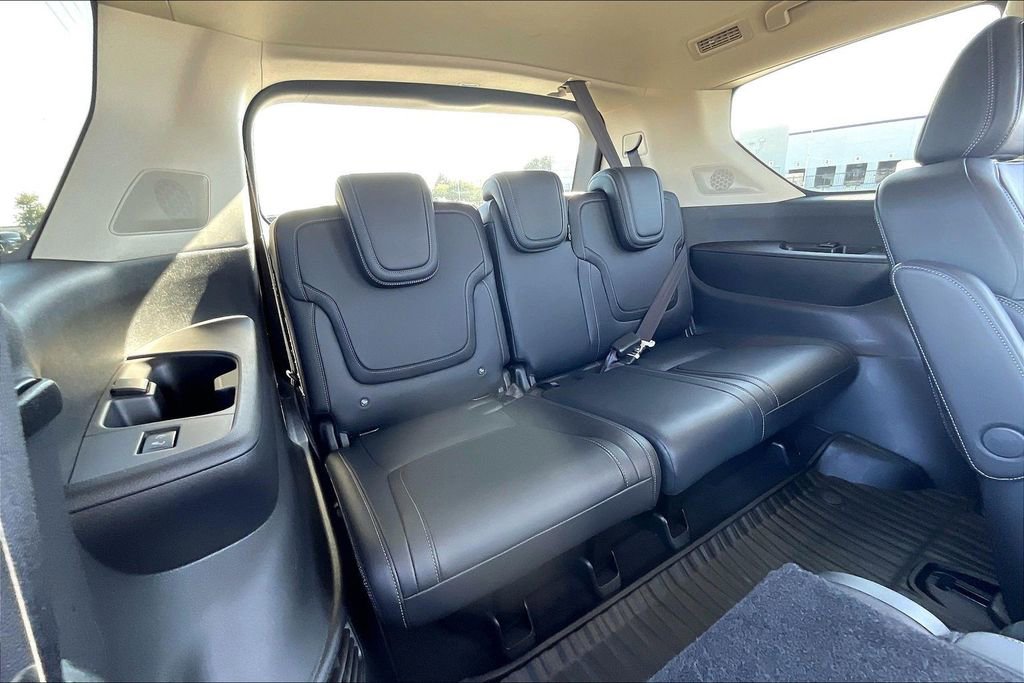 Certified 2025 INFINITI QX80 Pure image 37