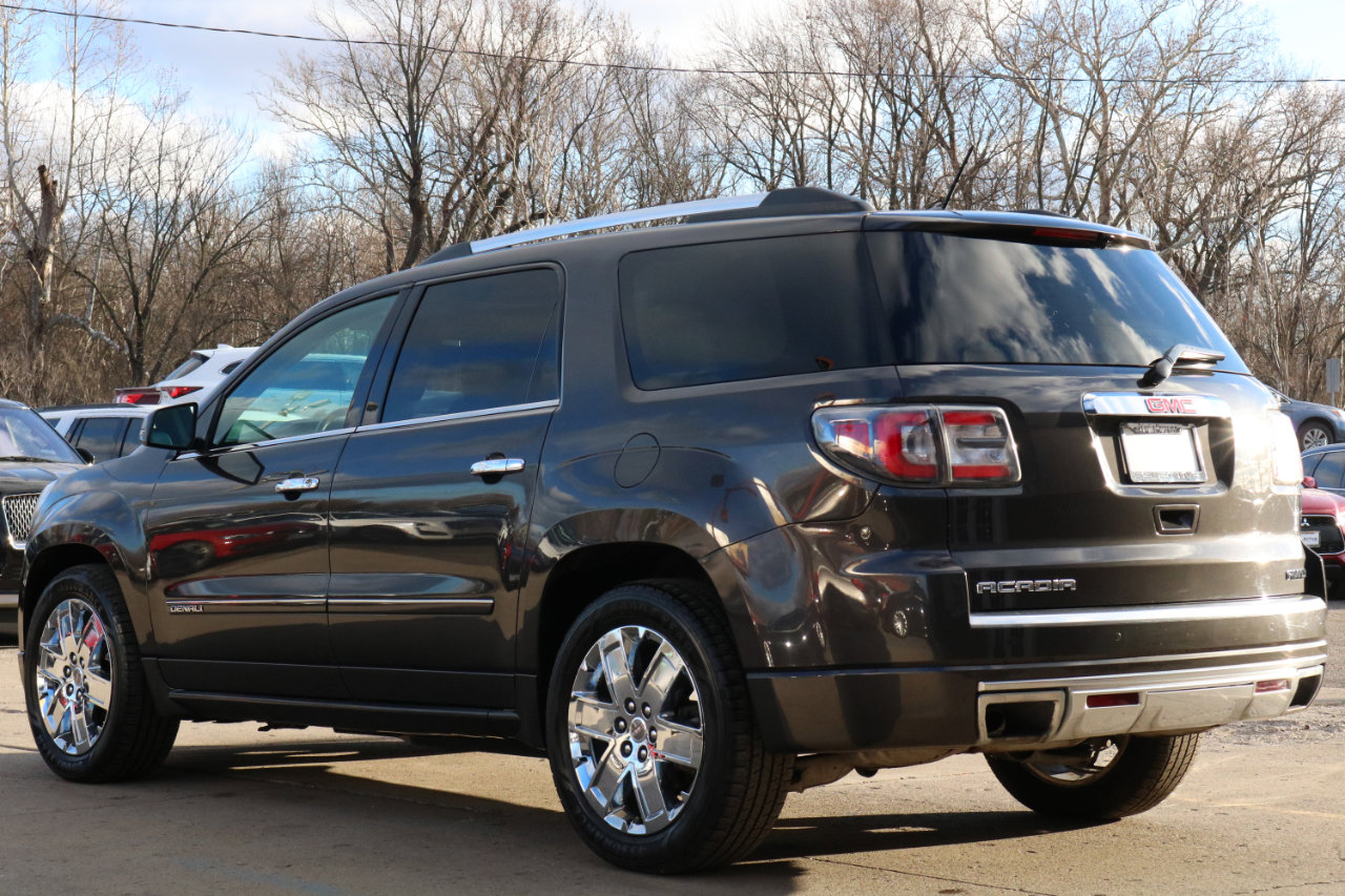 Used 2015 GMC Acadia Denali image 15