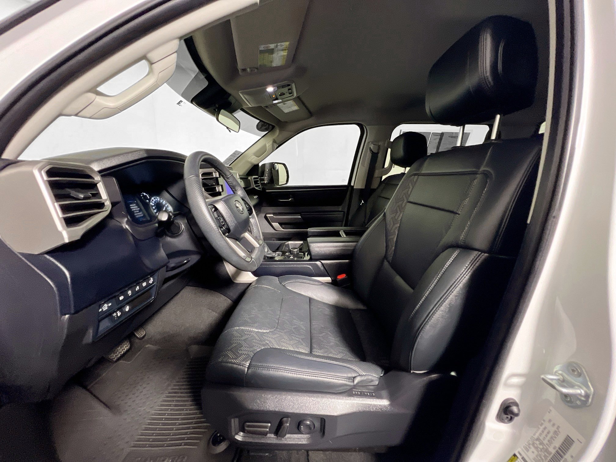 Used 2024 Toyota Tundra SR5 w/ SR5 Premium Package AWD/4WD image 14