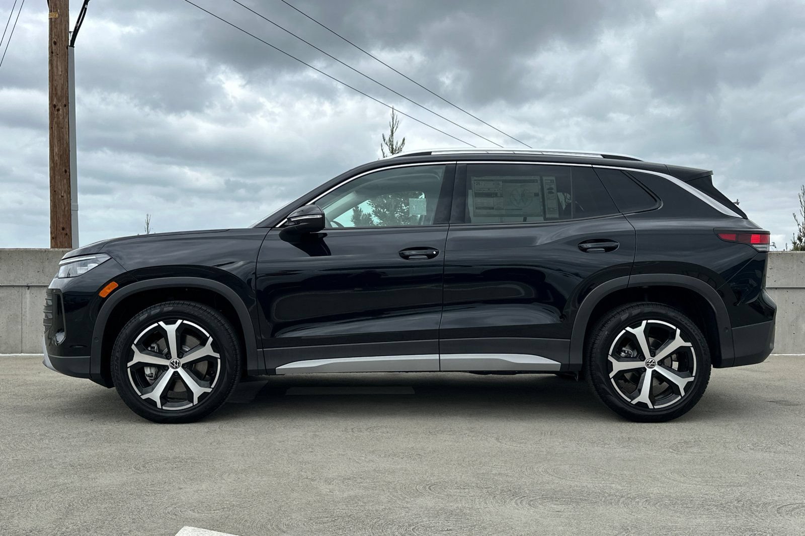 New 2026 Volkswagen Tiguan SE AWD/4WD image 7