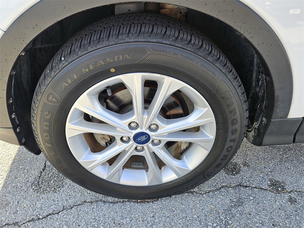 Used 2019 Ford Escape SE image 37