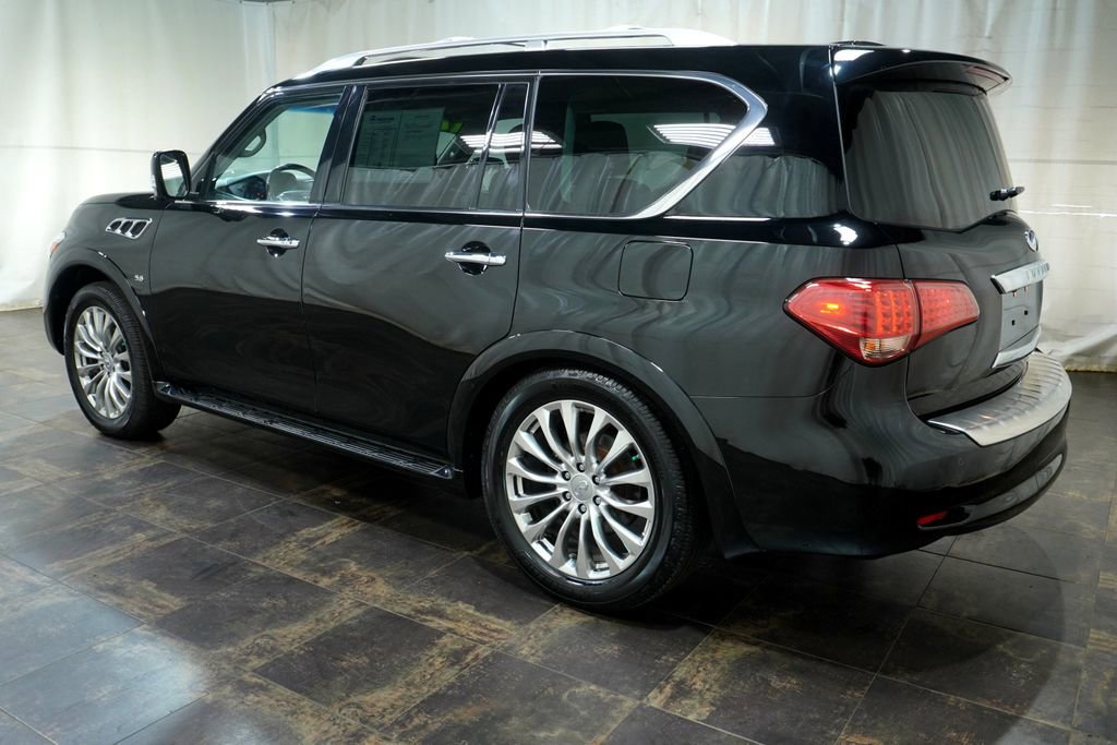 Used 2017 INFINITI QX80 4WD w/ Driver Assistance Package image 11