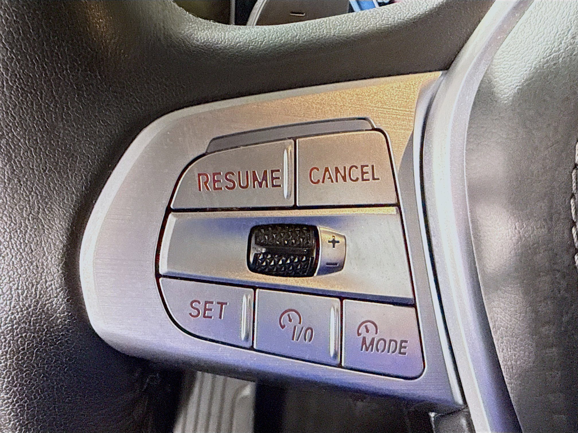 Used 2023 BMW X7 xDrive40i w/ Premium Package image 14