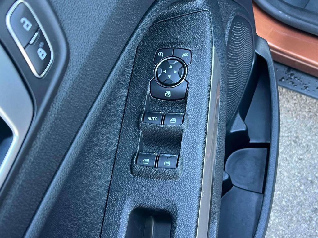 Used 2020 Ford EcoSport Titanium image 24