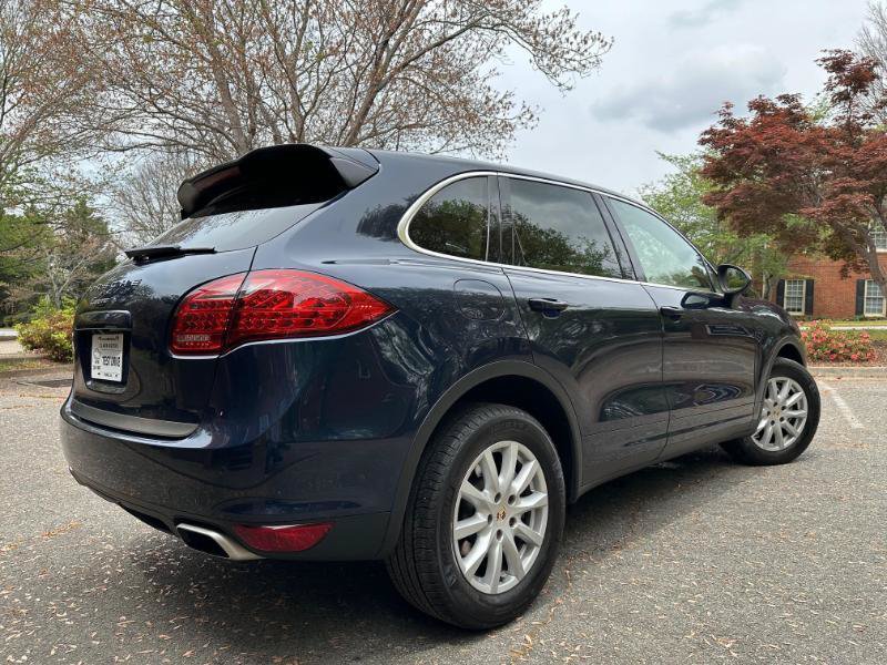 Used 2011 Porsche Cayenne AWD/4WD image 7