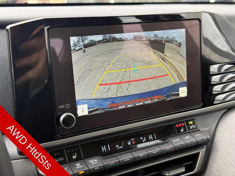 Used 2025 Toyota Camry LE w/ Convenience Package image 23