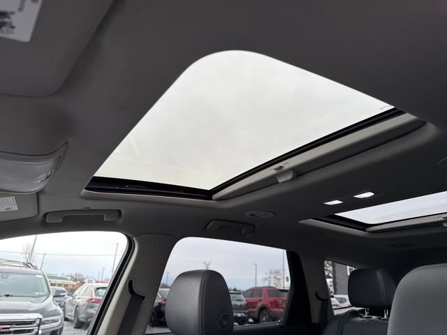 Used 2019 Buick Enclave Essence image 21