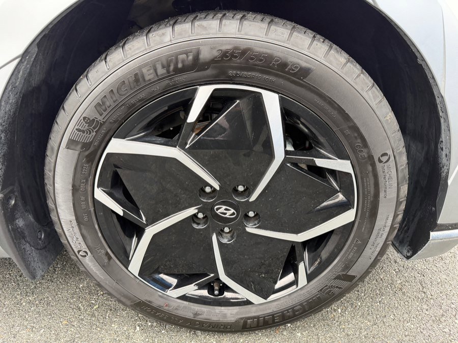 Used 2024 Hyundai Ioniq 5 Limited image 60