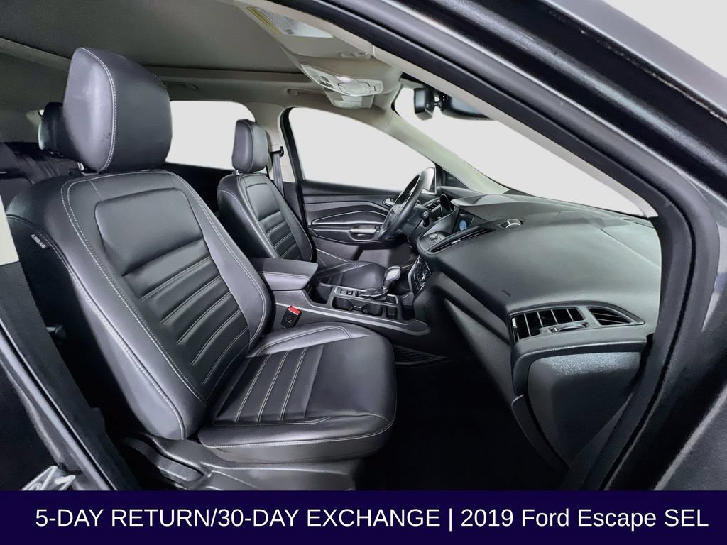 Used 2019 Ford Escape SEL FWD image 33
