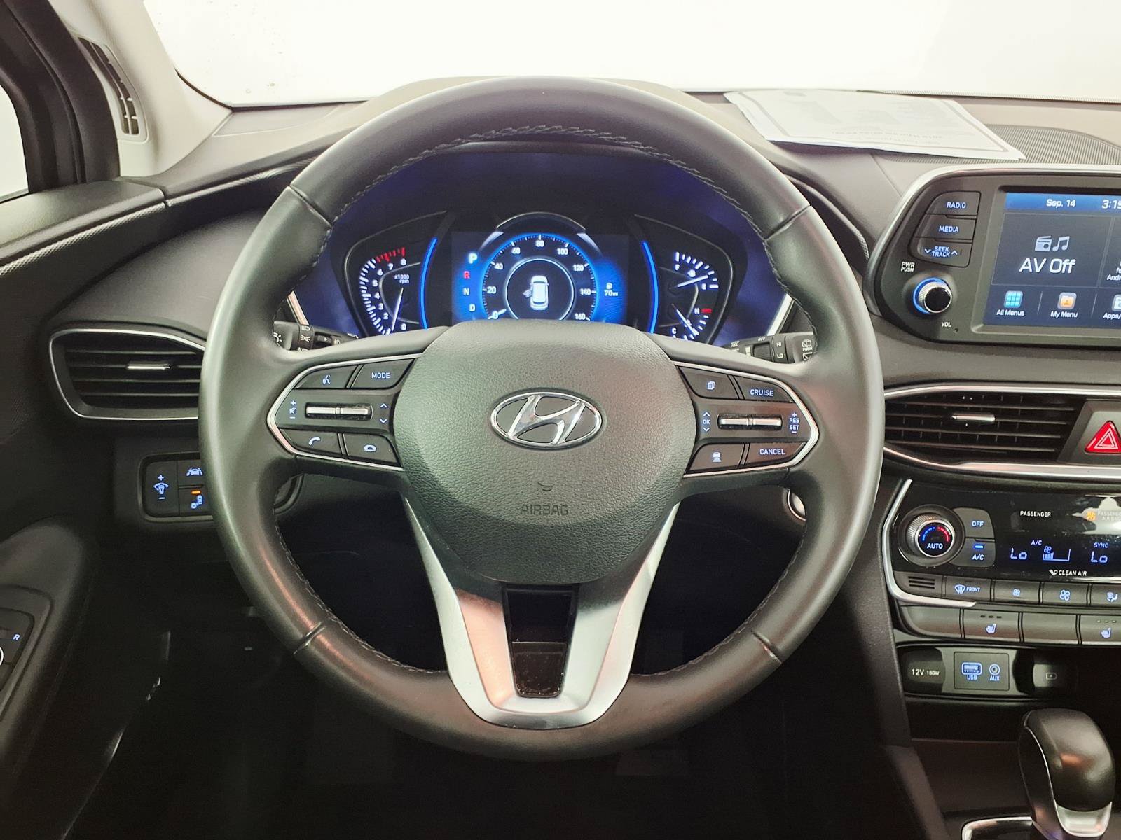 Used 2019 Hyundai Santa Fe SEL FWD image 15