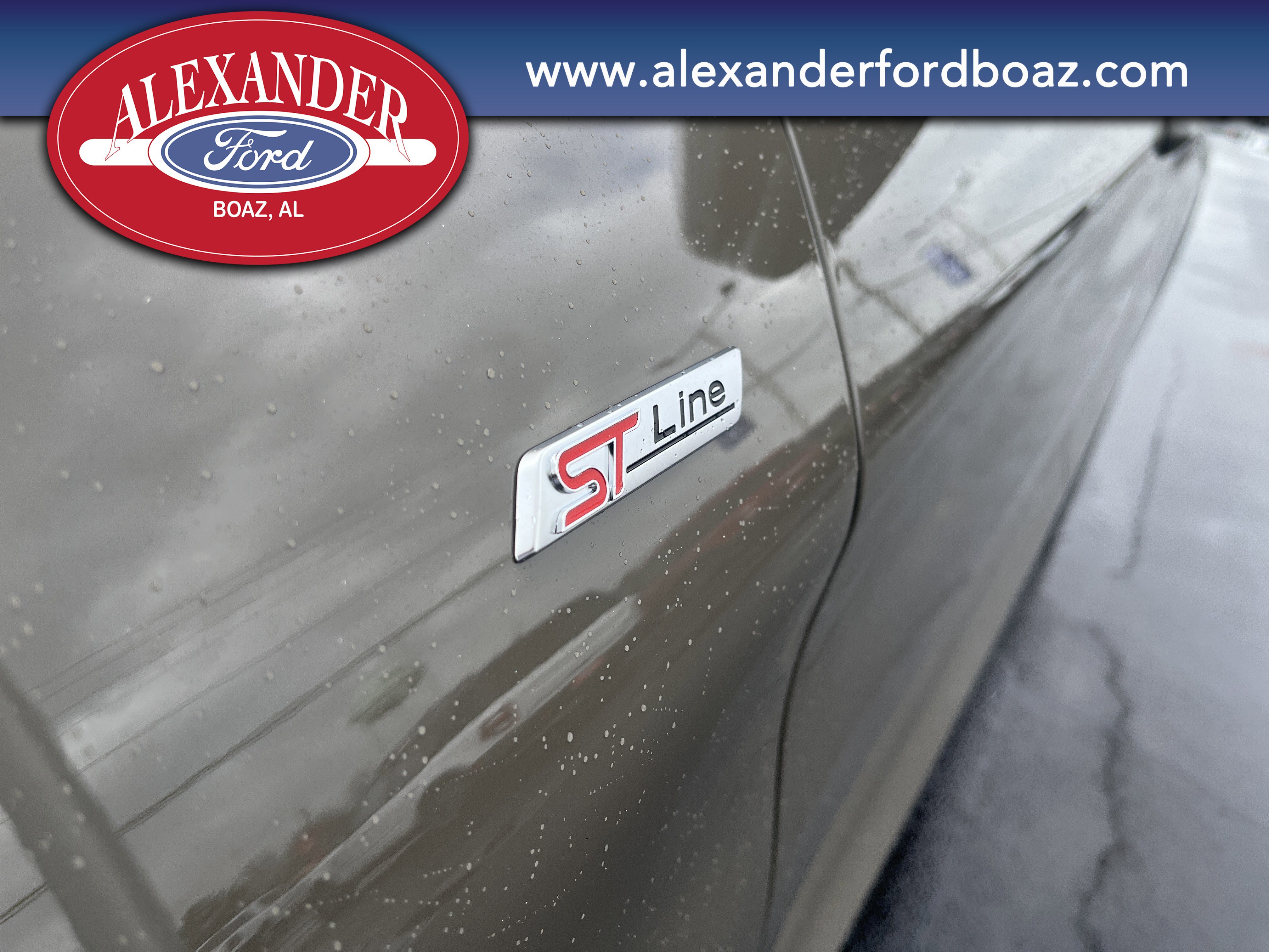 New 2026 Ford Explorer ST-Line w/ ST-Line Street Pack image 7