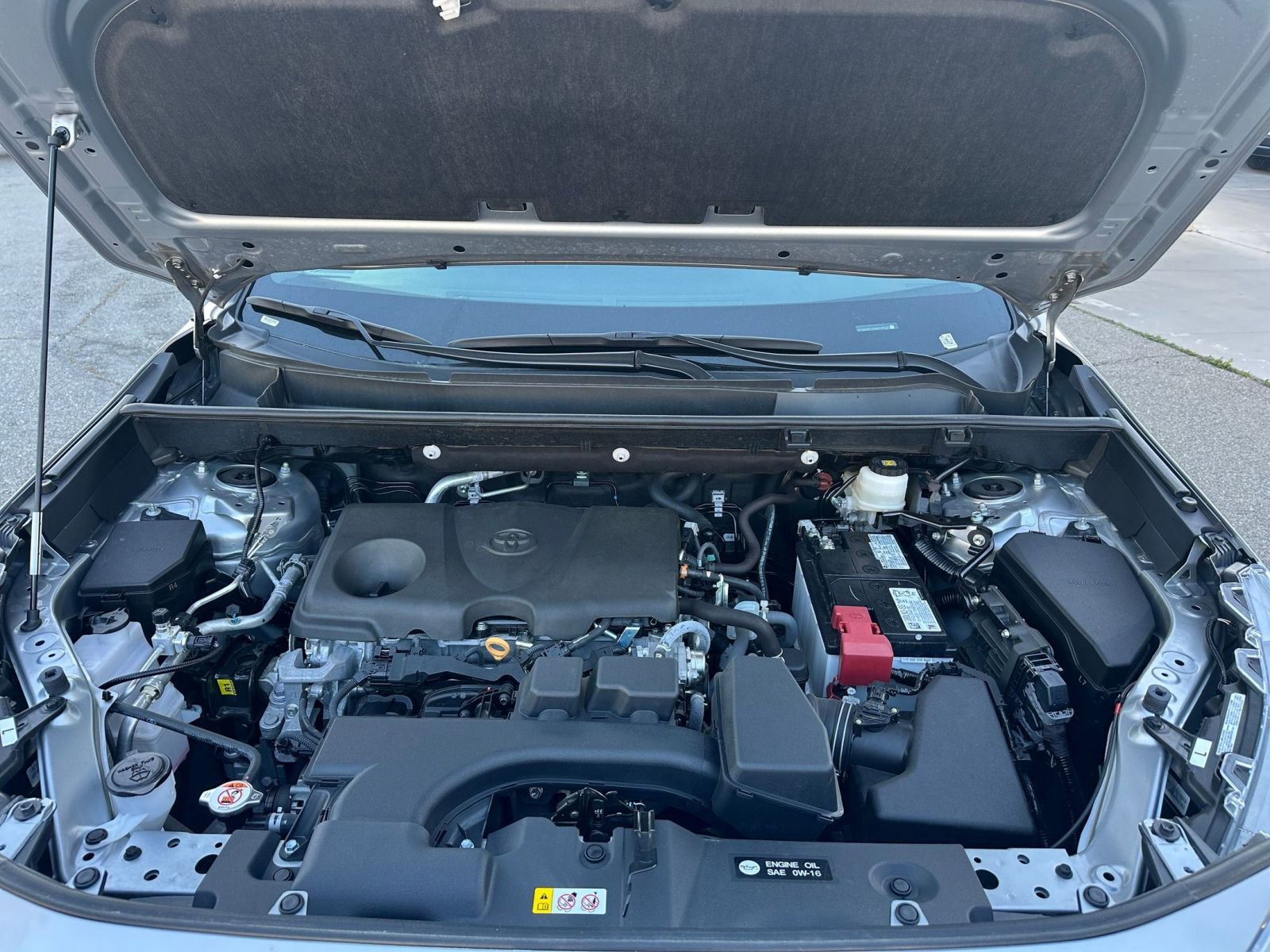 Used 2025 Toyota RAV4 XLE w/ Weather Package image 32