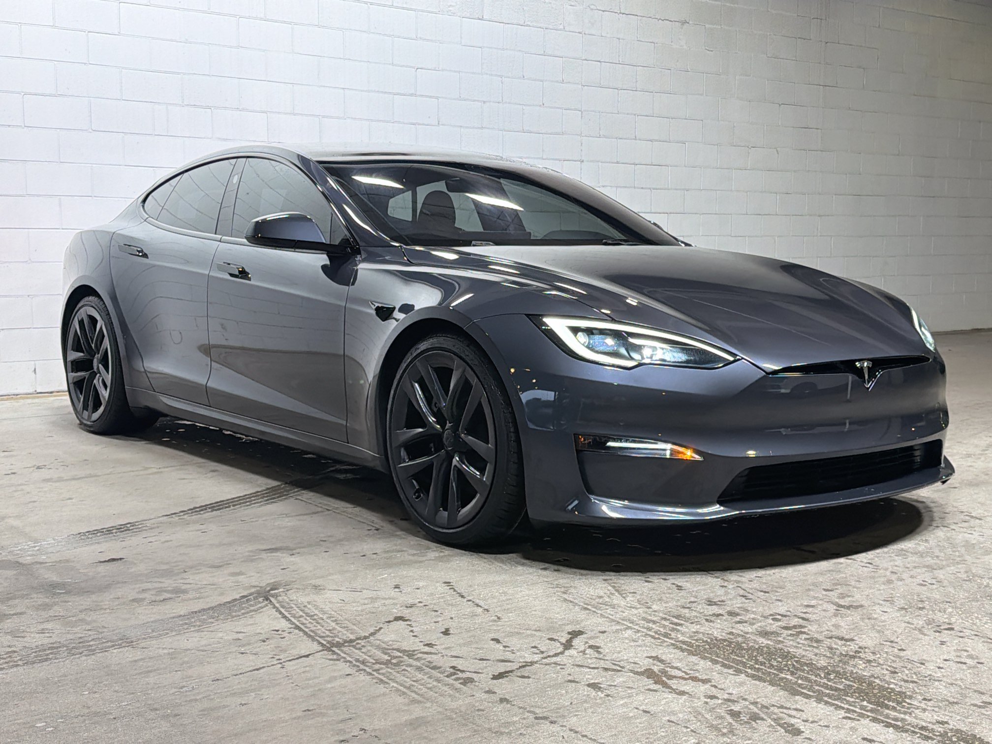 Used 2022 Tesla Model S Plaid AWD/4WD image 6