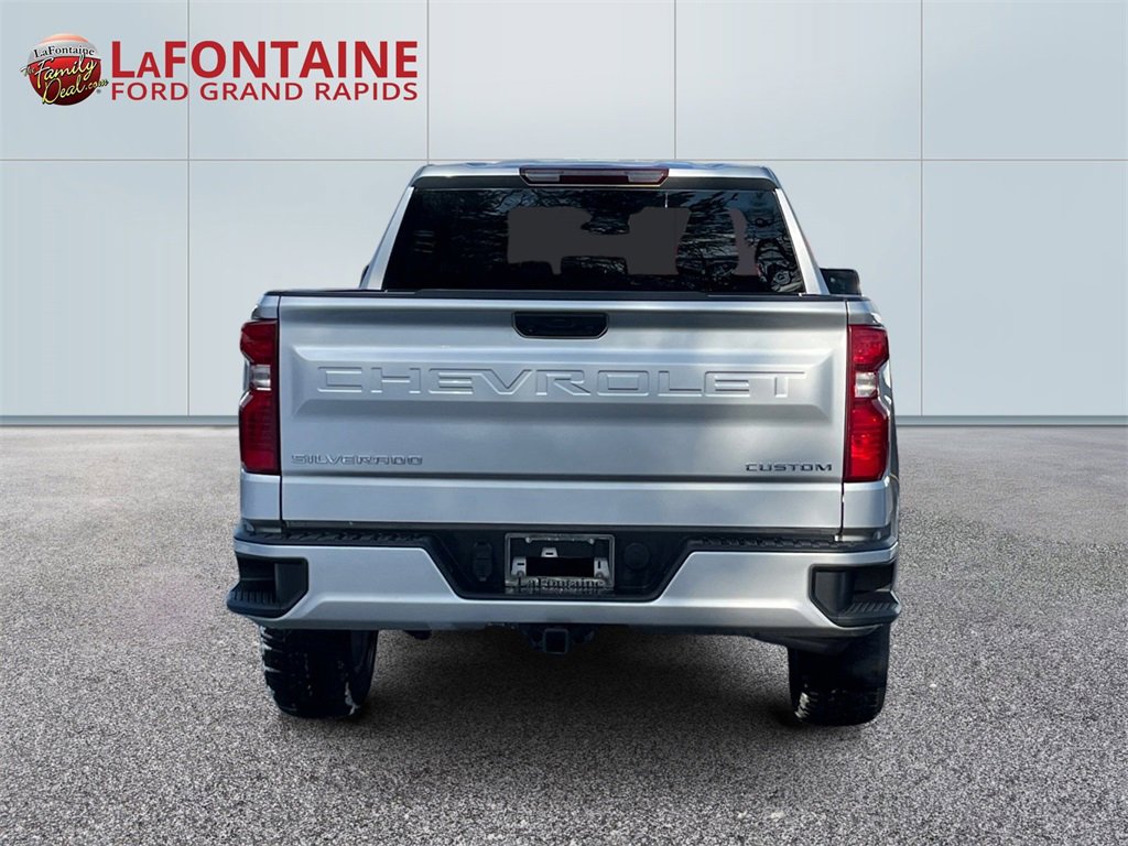 Used 2022 Chevrolet Silverado 1500 Custom image 6
