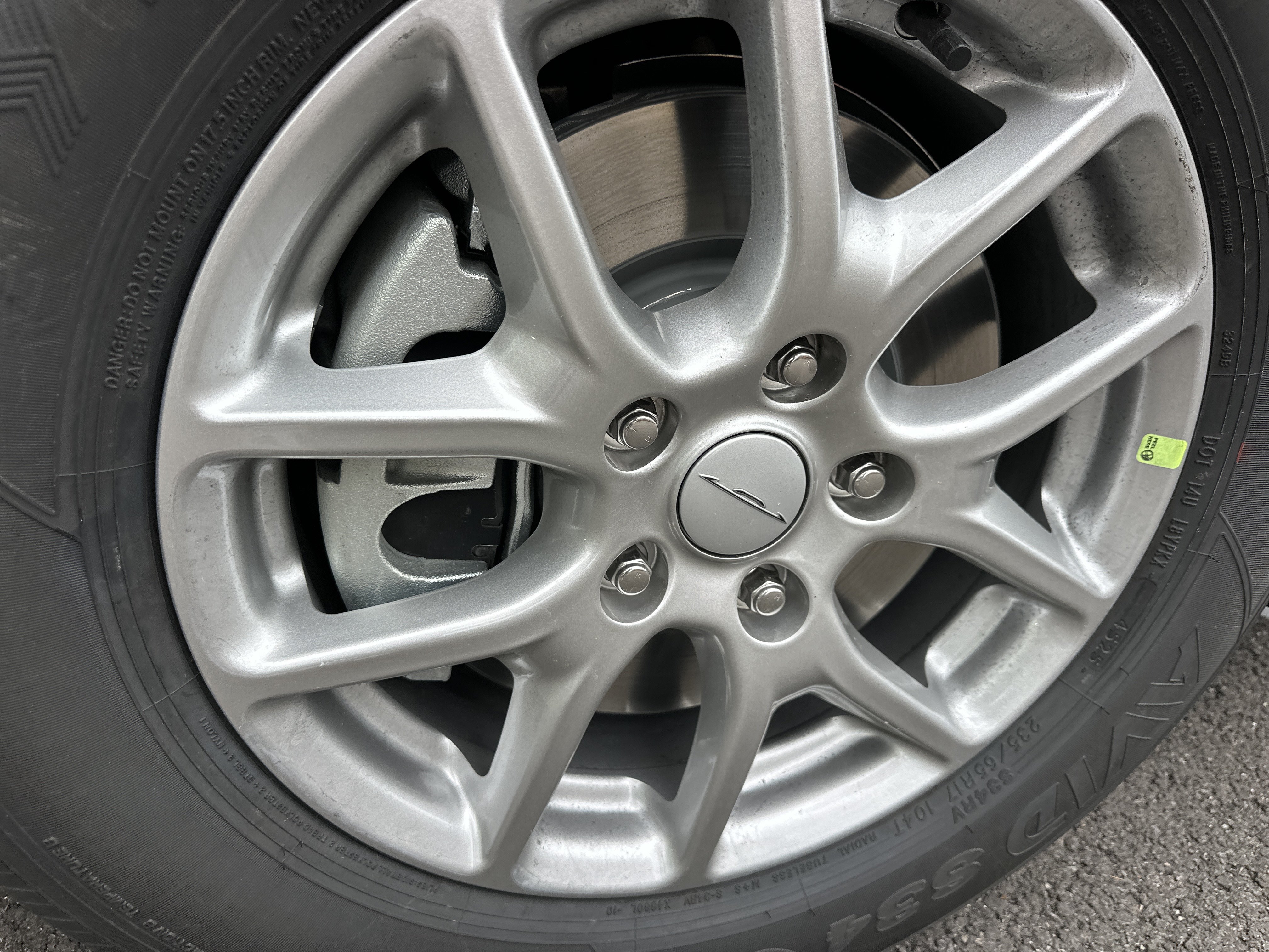 New 2027 Chrysler Pacifica Select FWD image 34