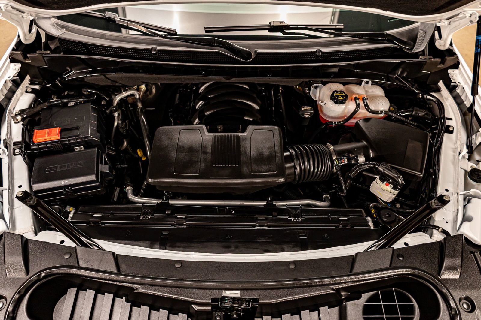 Used 2025 GMC Yukon XL Elevation w/ Technology Package image 28