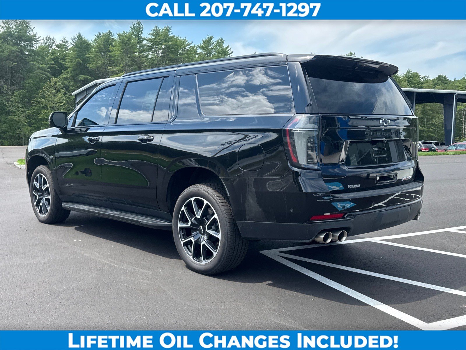 Used 2025 Chevrolet Suburban RST w/ Comfort Package AWD/4WD image 7