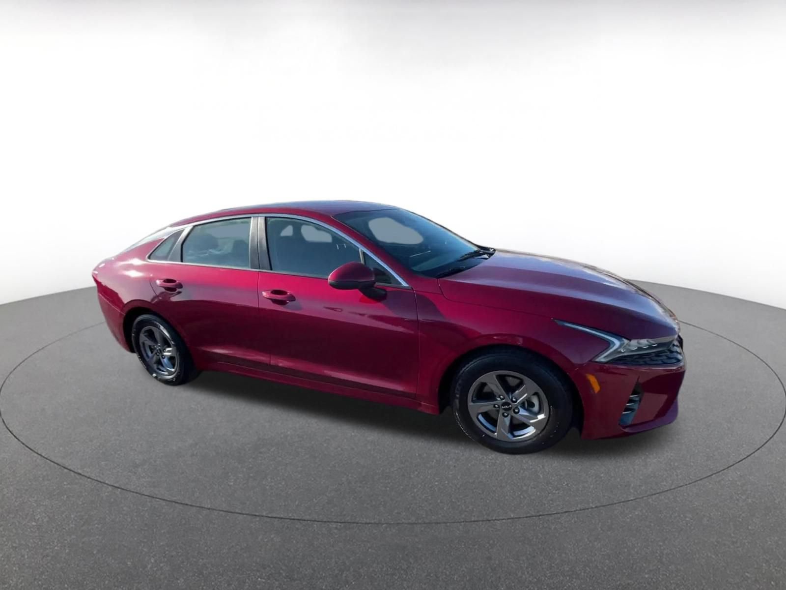 Used 2023 Kia K5 LXS FWD image 2
