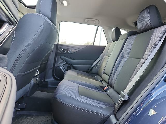 Used 2025 Subaru Outback Premium image 10