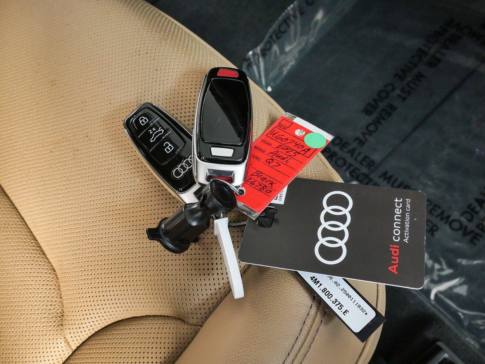 Used 2025 Audi Q7 3.0T Premium Plus AWD/4WD image 40