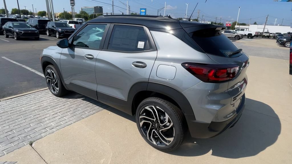 New 2026 Chevrolet TrailBlazer RS w/ Convenience Package AWD/4WD image 8