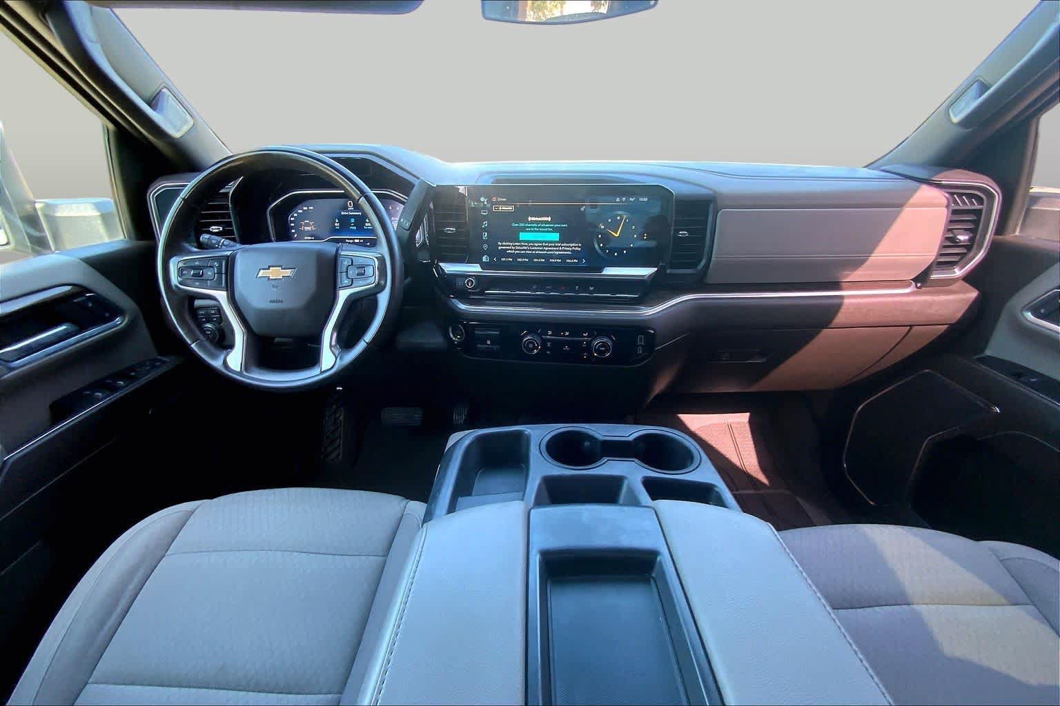Used 2024 Chevrolet Silverado 2500 LT w/ LPO, Dark Essentials Package AWD/4WD image 15