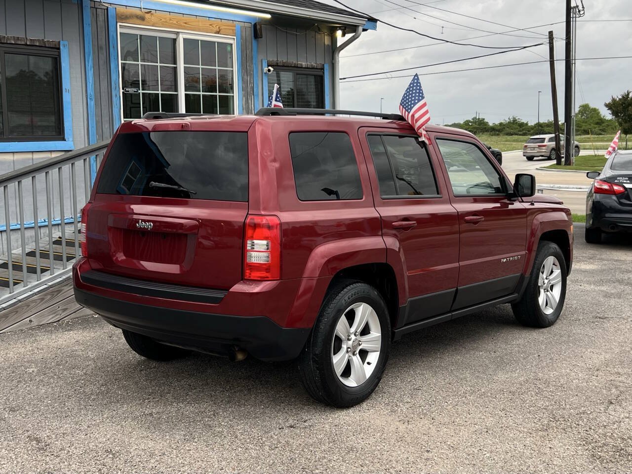 Used 2015 Jeep Patriot Sport w/ Power Value Group FWD image 6