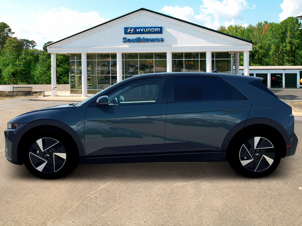 New 2026 Hyundai Ioniq 5 SE RWD image 3